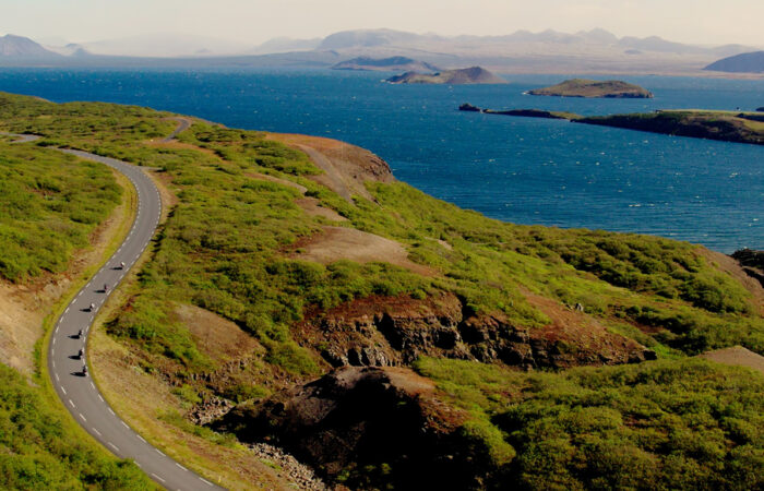 2025-04-15_DRE-Travel-Adventures-Islanda-Road-editorial-img-wide-1330x768